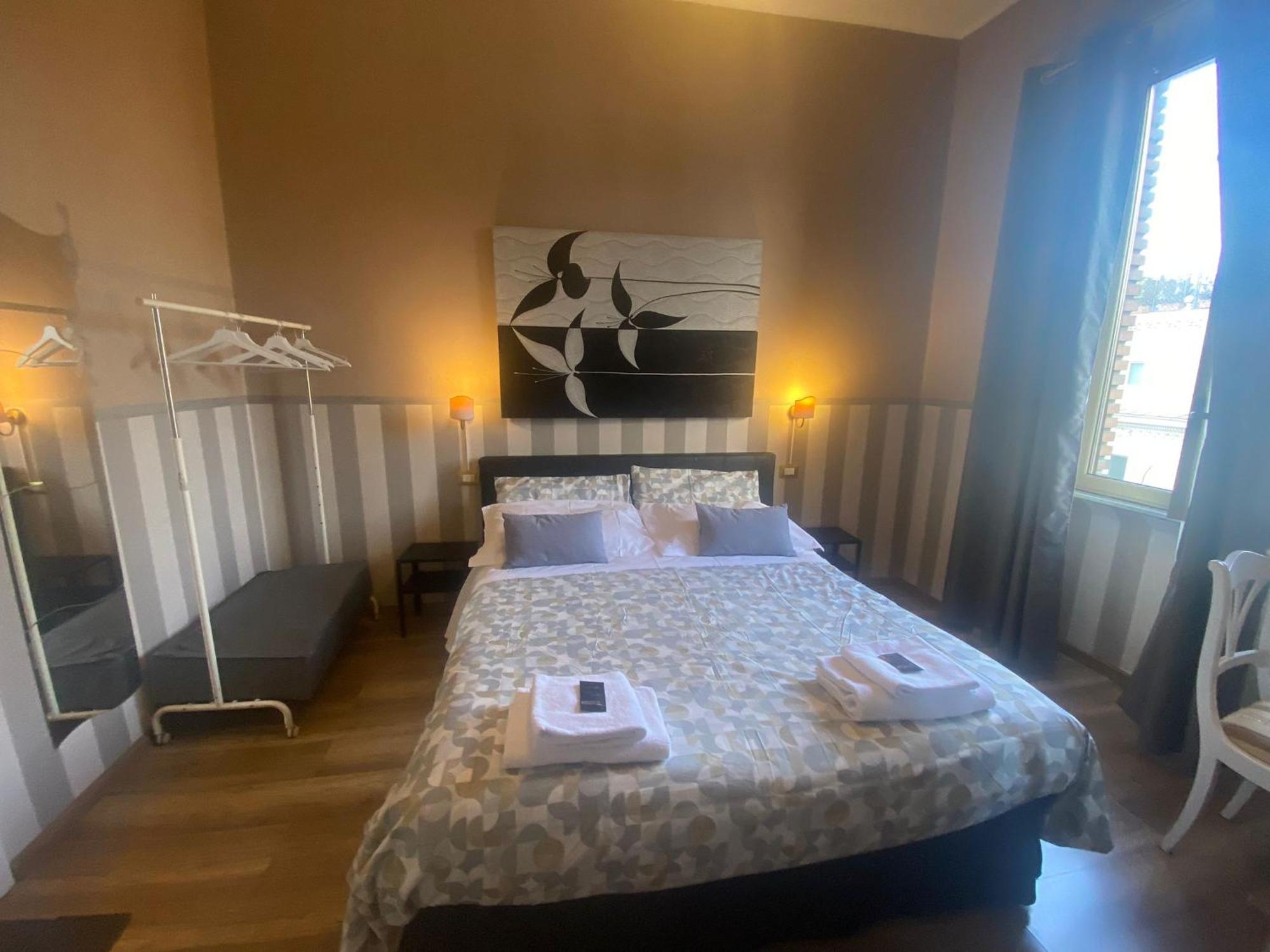 Отель Morgagni House Рим Экстерьер фото