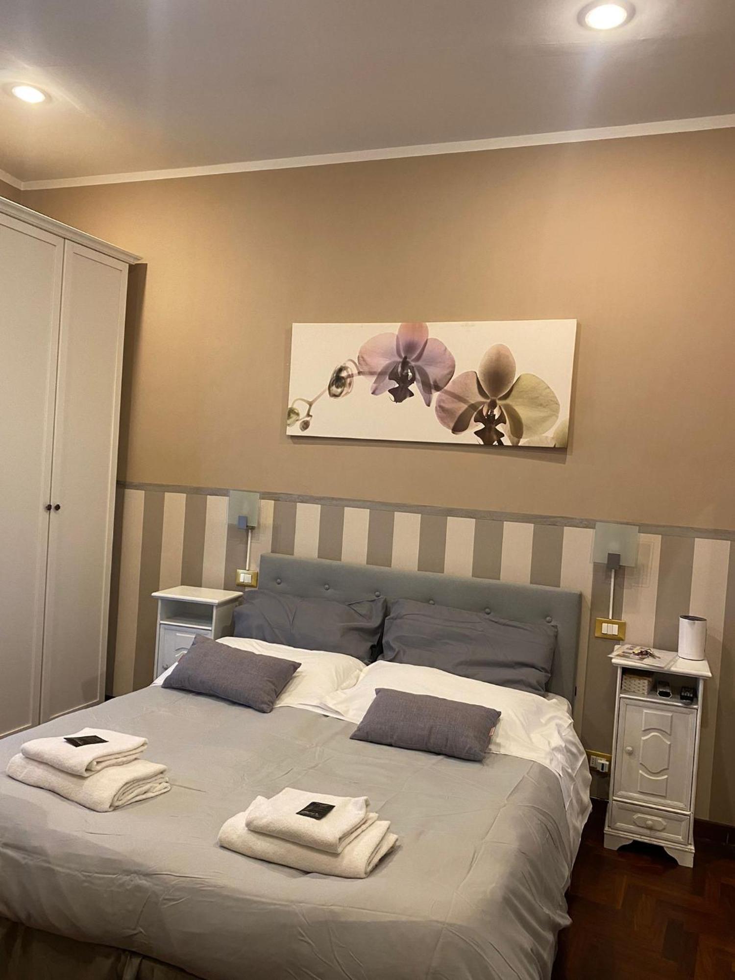 Отель Morgagni House Рим Экстерьер фото