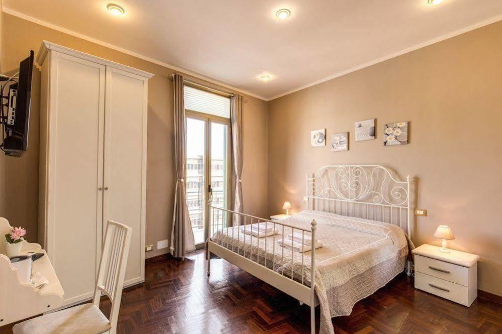 Отель Morgagni House Рим Экстерьер фото